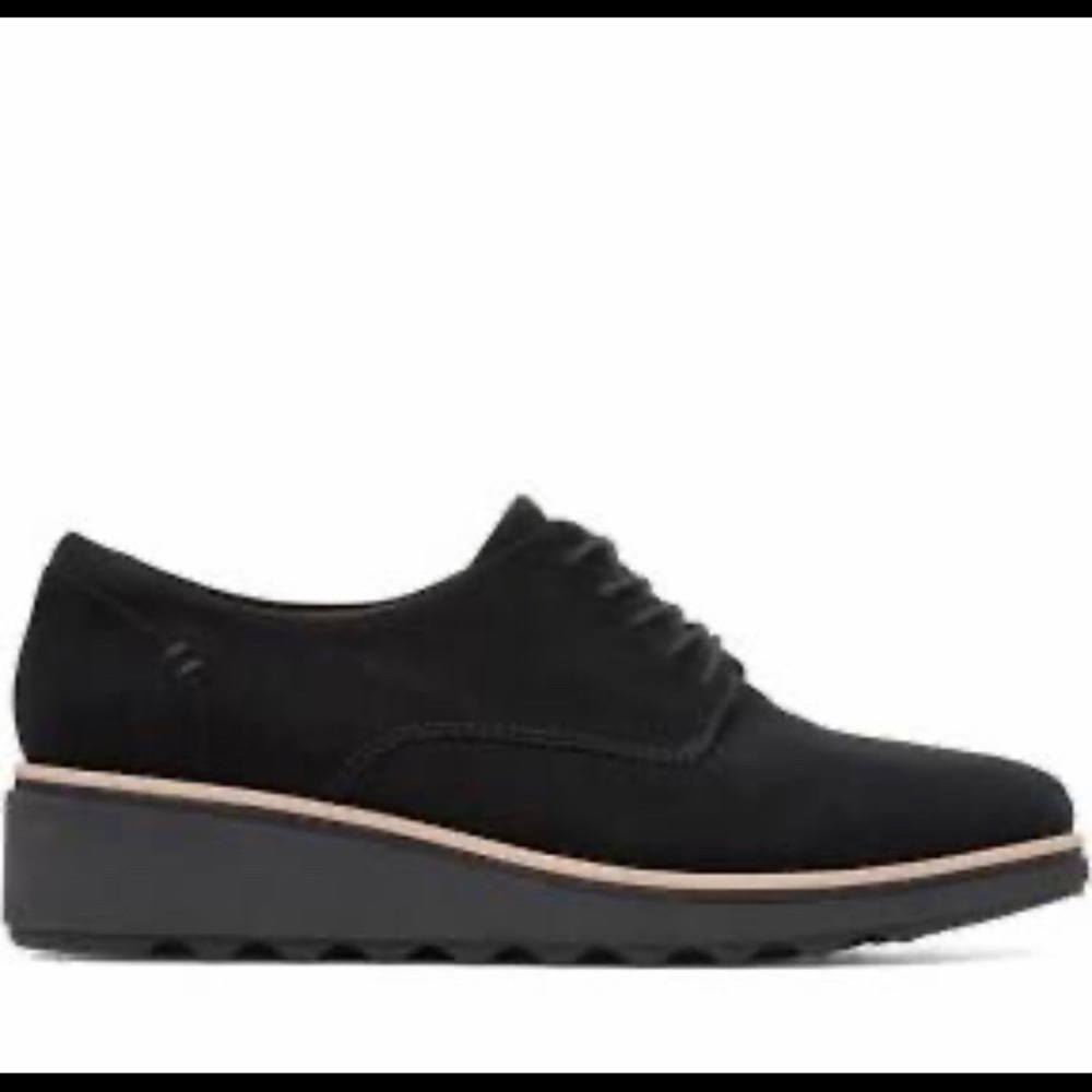 Clark’s shoes: Noel Black Leather oxfords